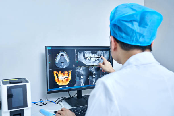 Best Emergency Tooth Extraction in Greenback, TN